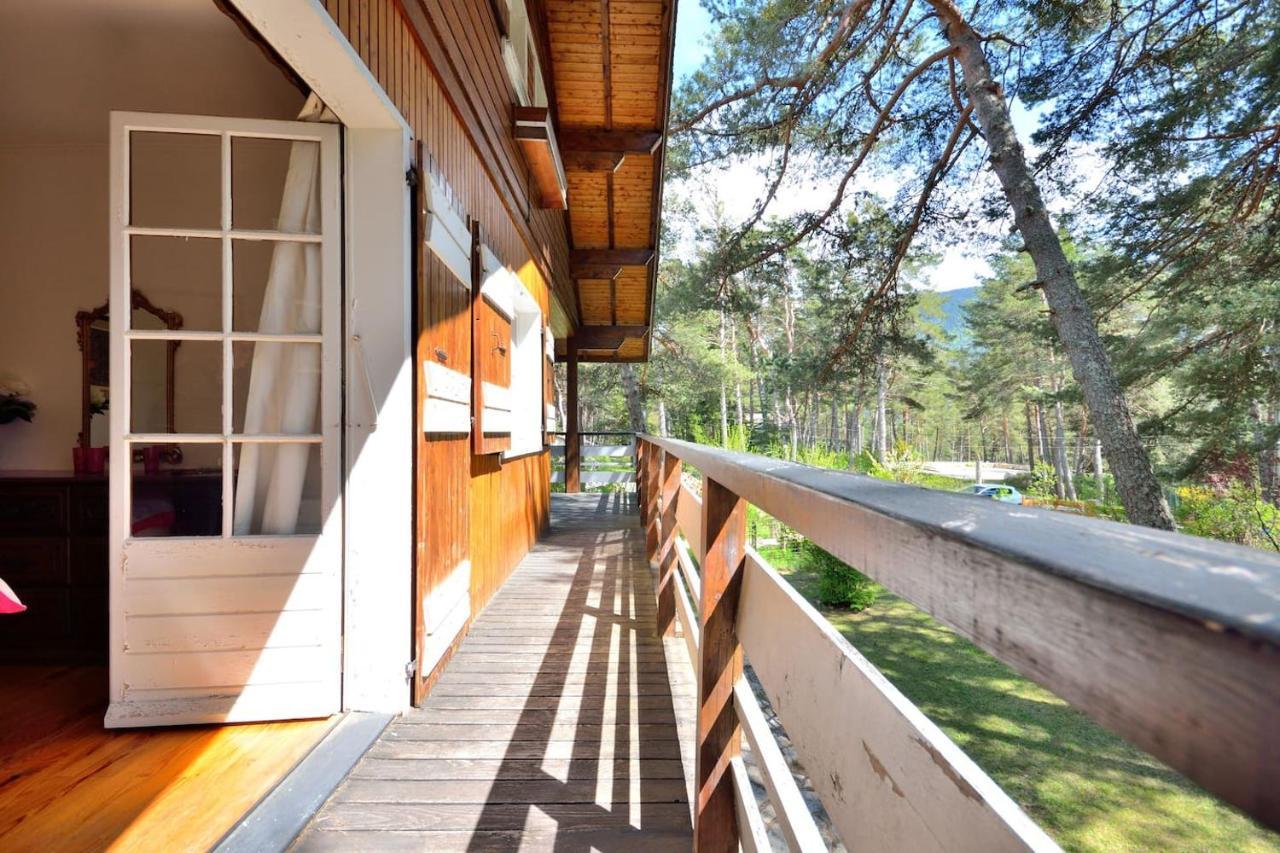 Large Riverside Chalet Near Gorges Du Verdon La Bastide  Екстериор снимка